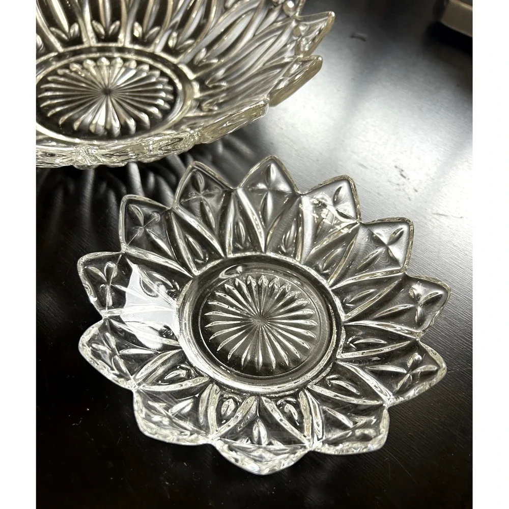 Federal Glass Vintage Clear Petal Pattern Serving Bowls Large 10